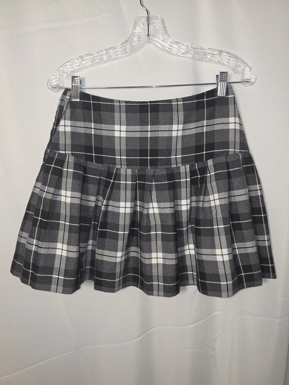 Express Gray Plaid Pleated Skater Skirt - Picture 2 of 4